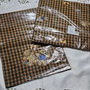 Kay Dee Designs Gingerbread Plaid Table Runner and Fabric Basket Set Christmas